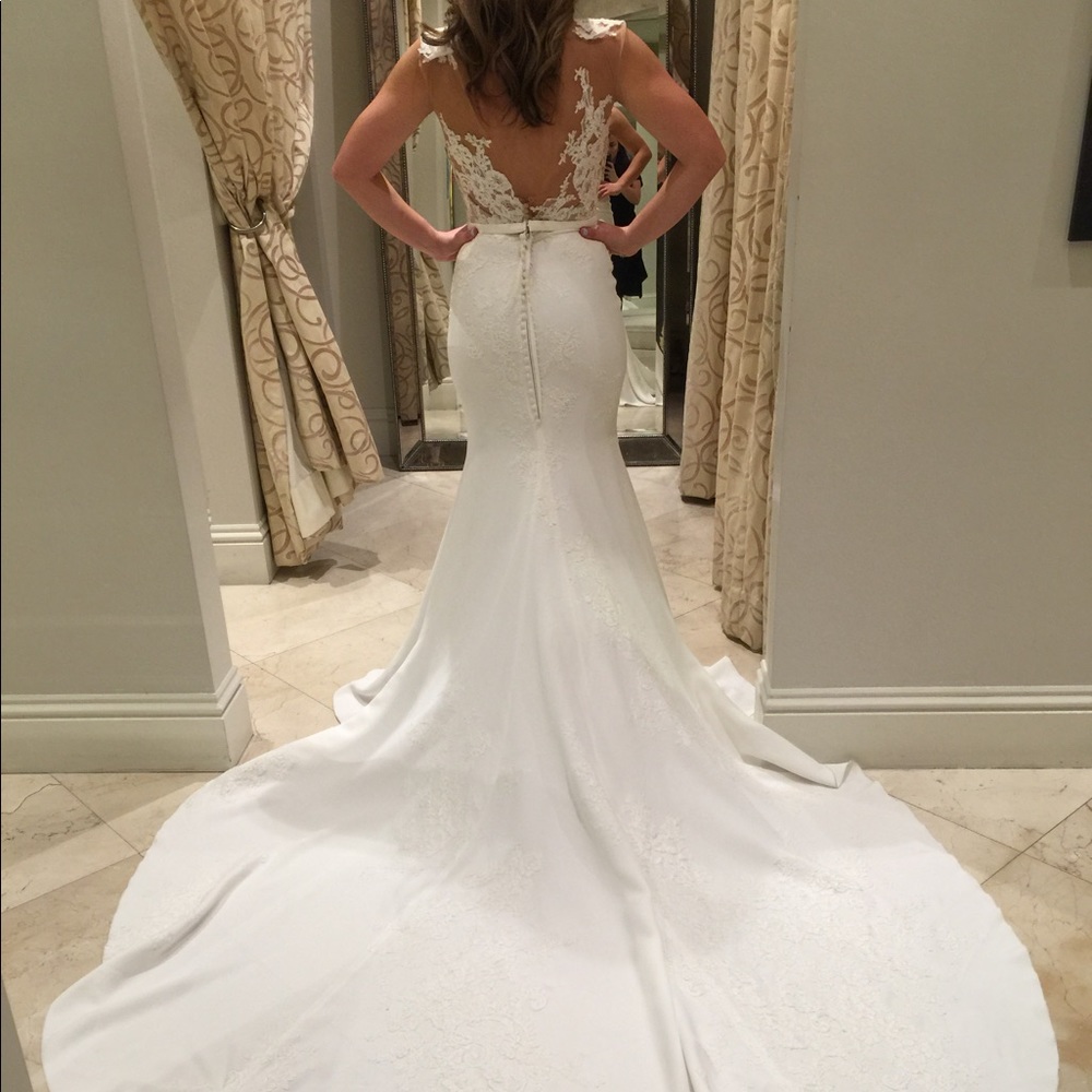 Pronovias Wedding dress